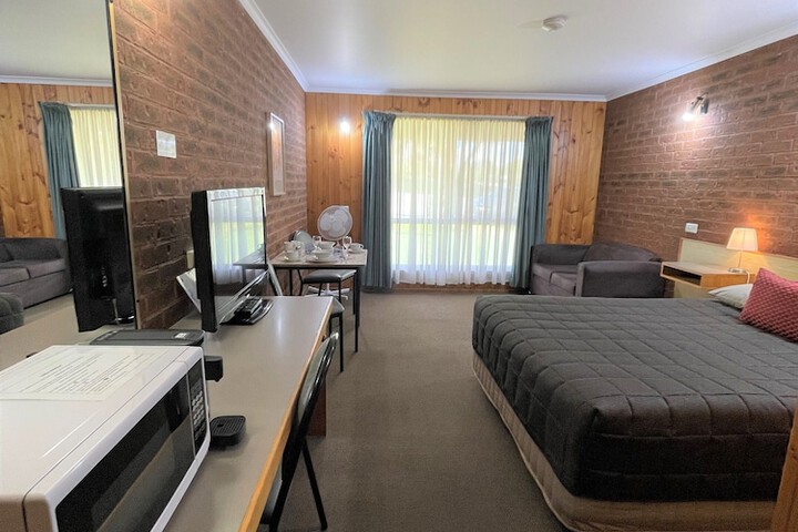 Room 5 of 30