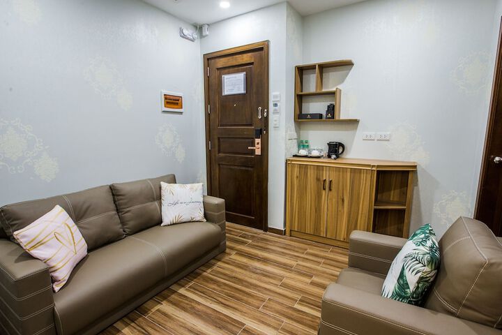 Room 44 of 87