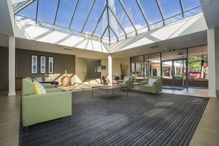 Guest Lobby