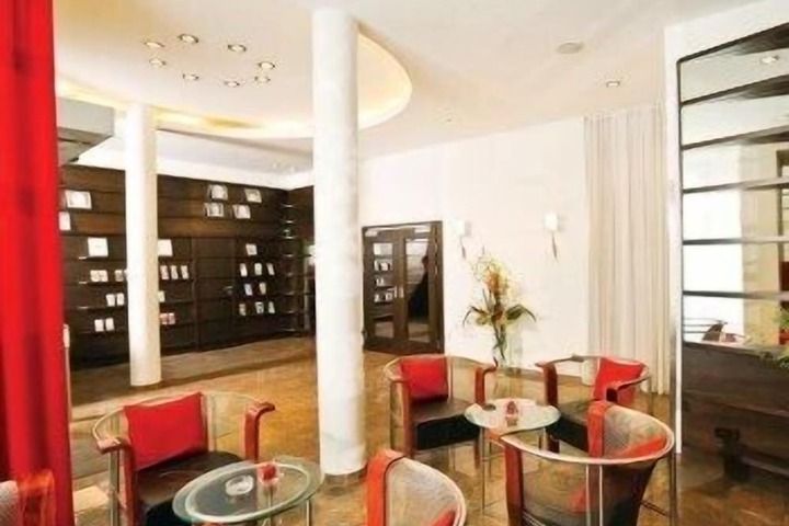 Hotel Lobby