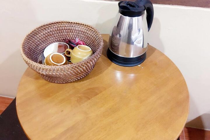 Breakfast/Coffee Service 19 of 25
