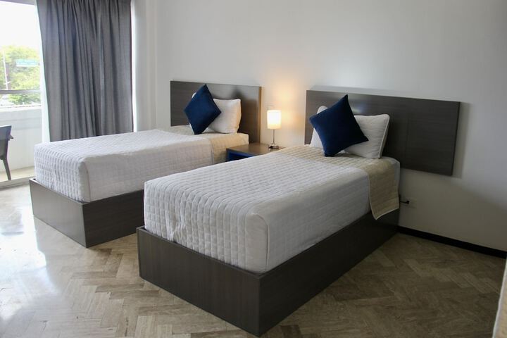 Room 14 of 41