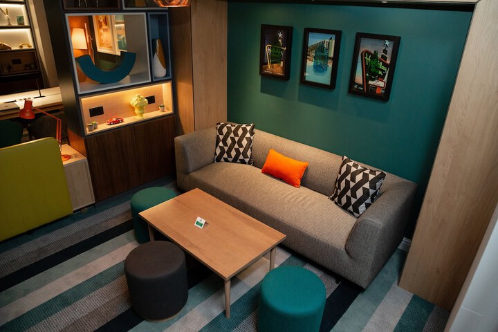 Hotel 95 of 99