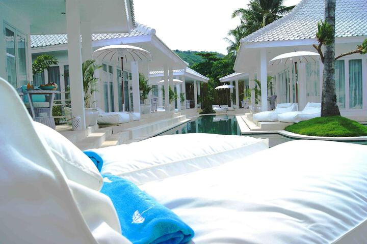 Pool 33 of 52