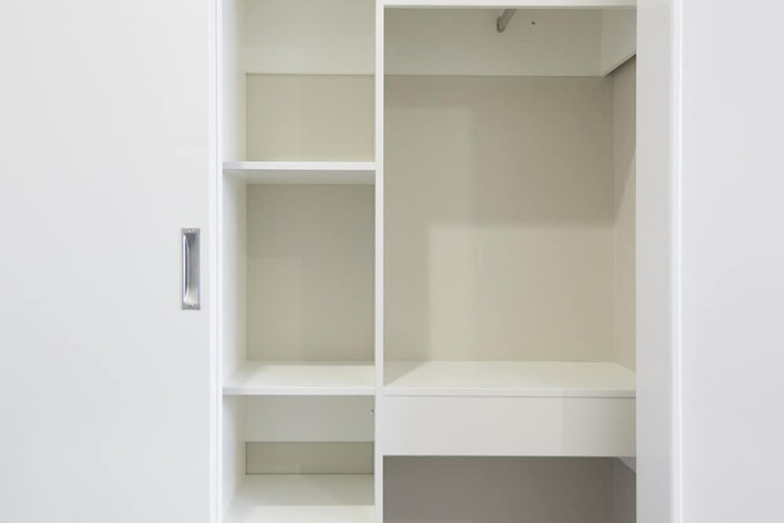 Room 13 of 43