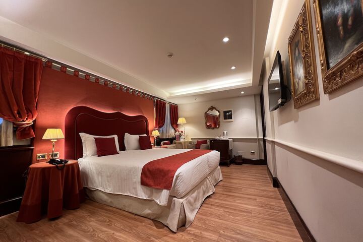Room 78 of 290