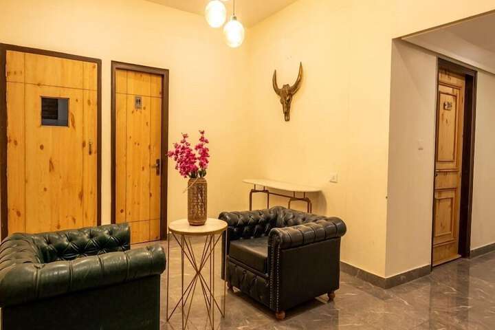 Room 16 of 35