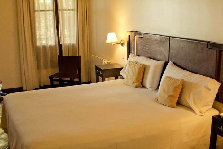 Room 8 of 42