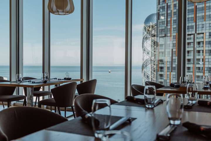 Dining 149 of 204
