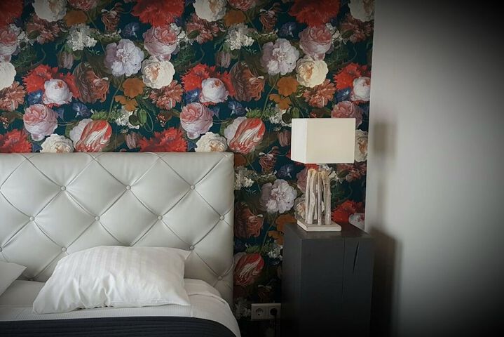 Room 16 of 49