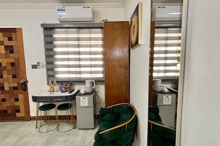 Room 38 of 336
