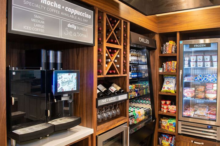 Snack bar