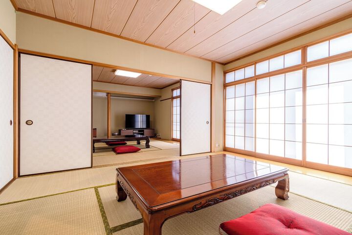 Room 5 of 56