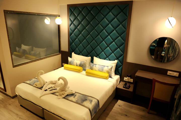 Room 32 of 58