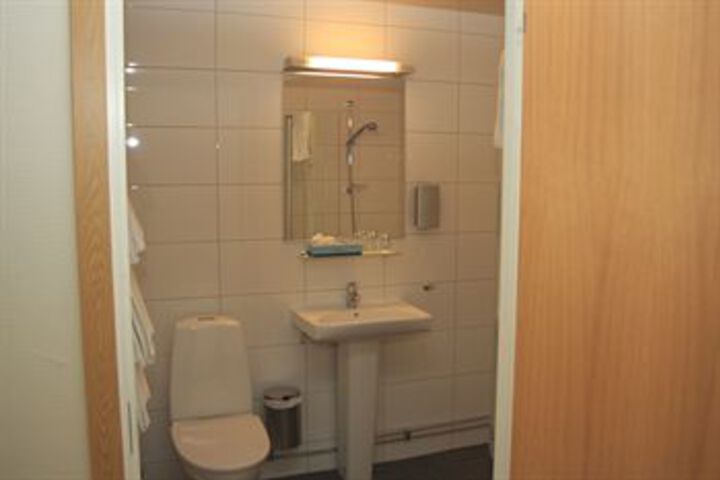 Room 5 of 23