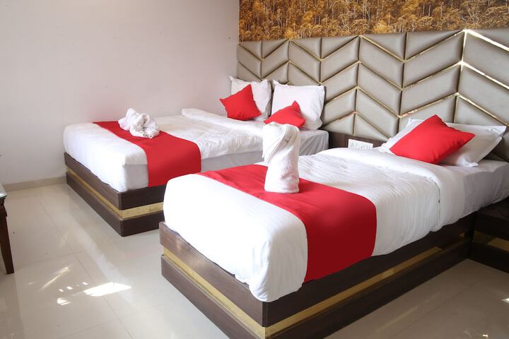 Room 14 of 36