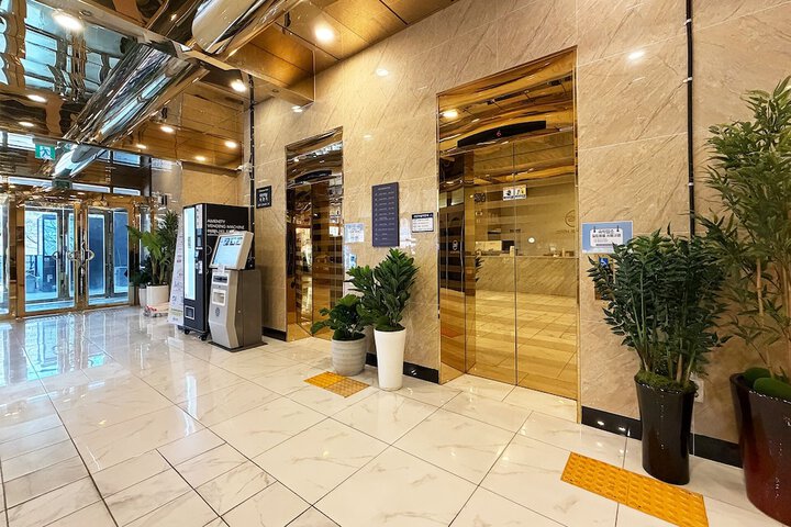 Hotel Interior 9 of 73