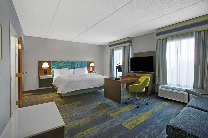 Room 17 of 44