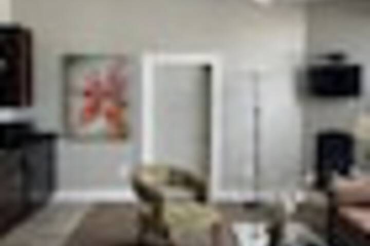 Room 17 of 285