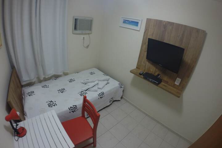 Room 20 of 64
