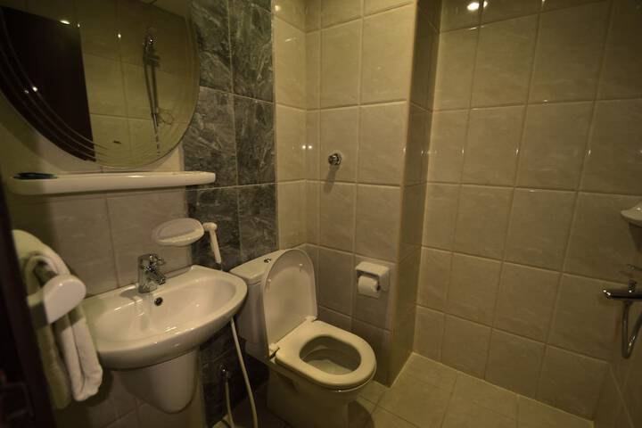 Room 3 of 19