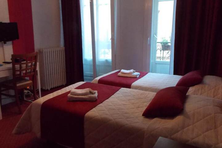 Room 15 of 53