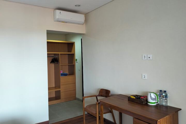 Room 25 of 58