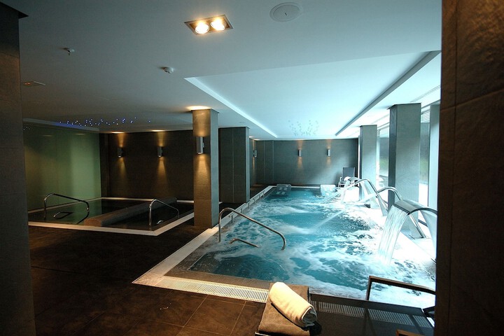 Spa 46 of 82