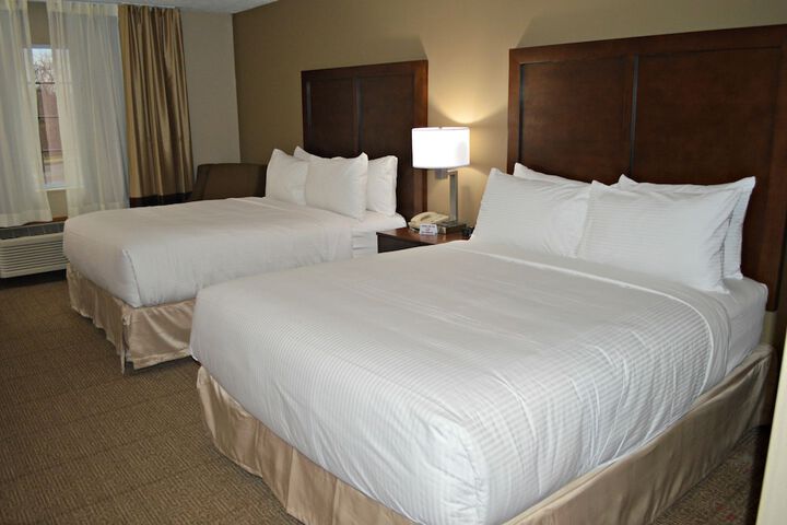 2 Queen ADA Accessible Room (2 of 5)