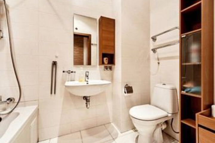 Room 2 of 21