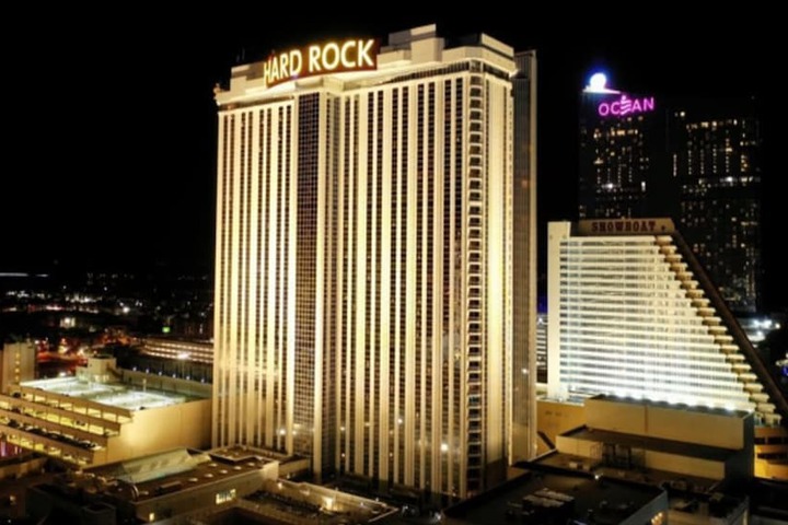 Hotel 80 of 80