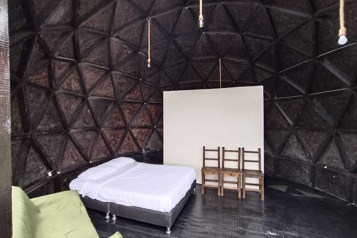Room 40 of 66