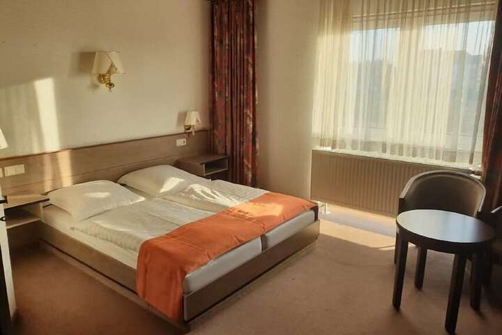 Room 9 of 55