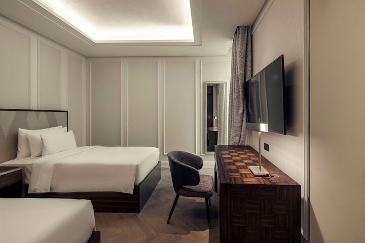 Room 22 of 178