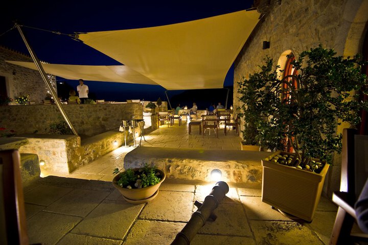 Hotel 53 of 60