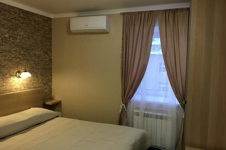 Room 17 of 53