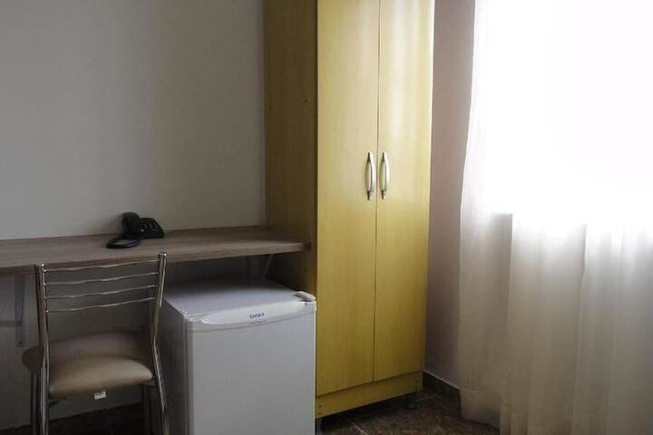 Room 28 of 50