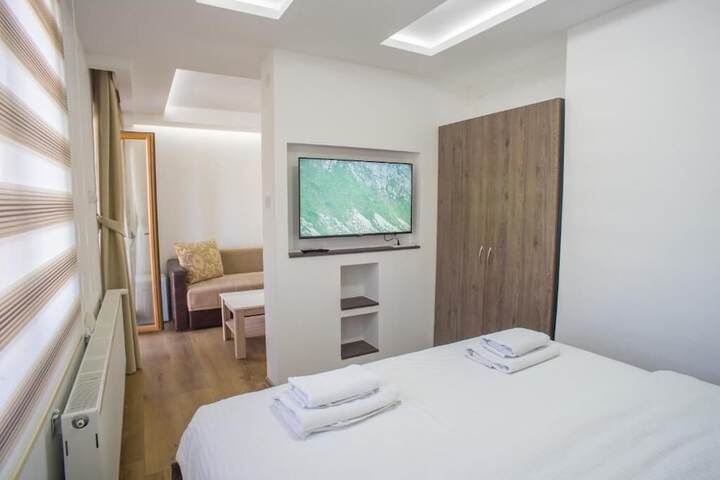 Room 2 of 13
