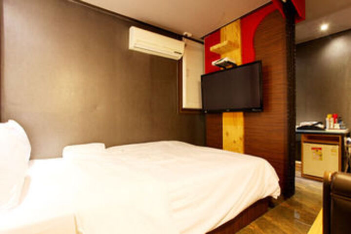 Room 38 of 78