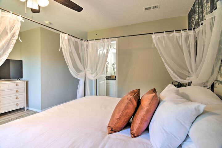Room 5 of 32