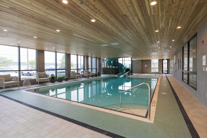Swimming pool at Sandman Signature Winnipeg Airport Hotel & Suites