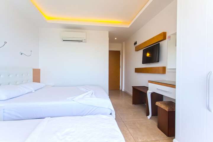 Room 49 of 108