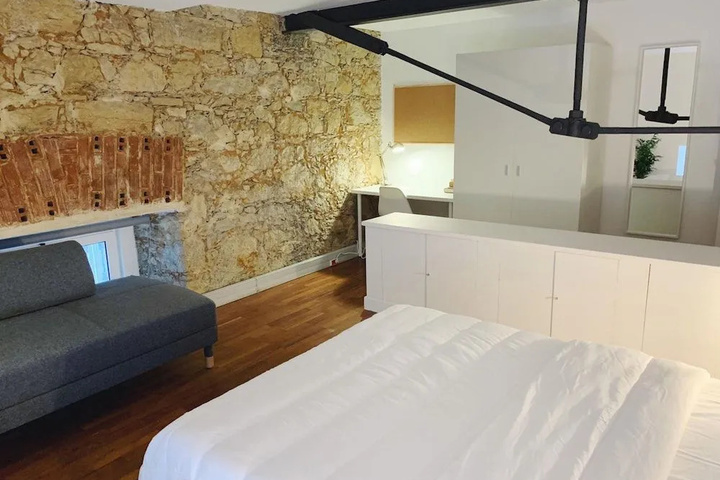 Room 3 of 29