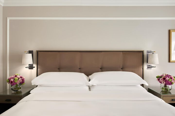 Room 105 of 178