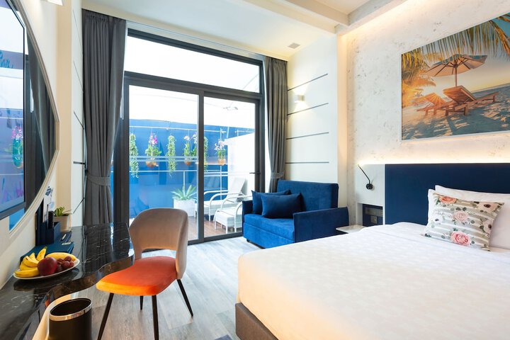 Room 60 of 158