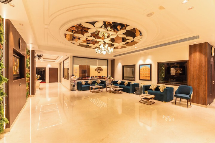 Hotel Interior 4 of 88