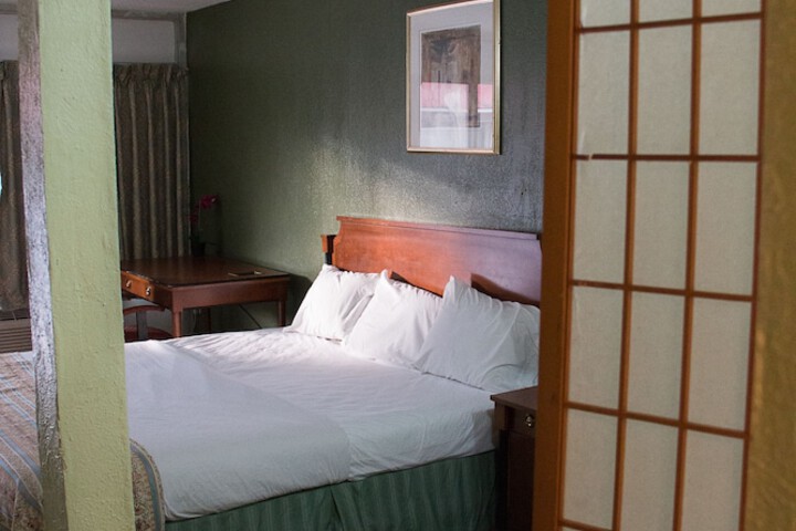 Room 7 of 15