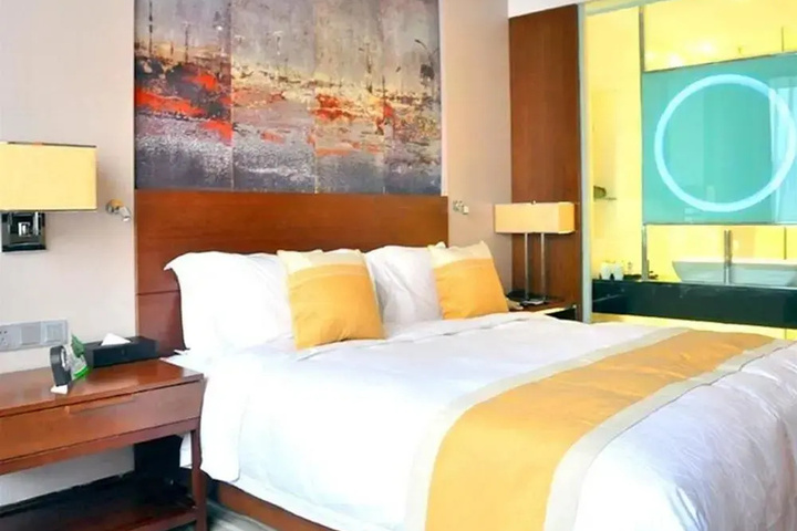 Room 2 of 9