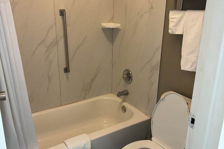 Basic Double Room (4 of 4)