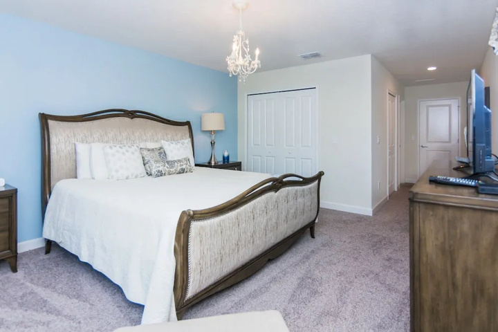 Room 4 of 26